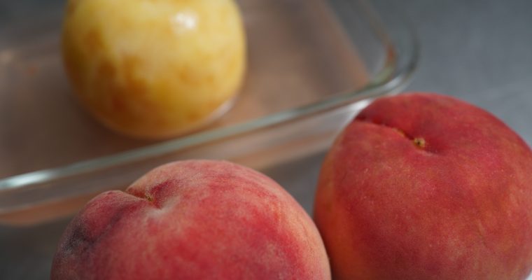 丸ごと桃のコンポートのレシピ